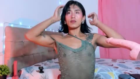  Naomi  online show from December 14, 8:15 pm