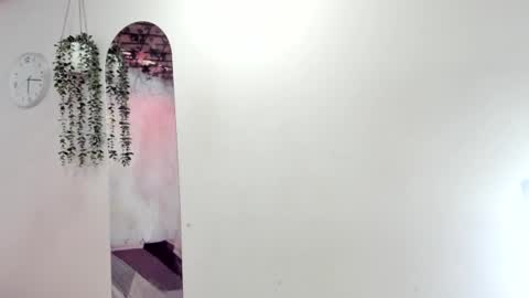 nahomi_hot2002 online show from July 9, 1:26 pm