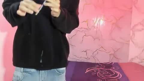 nahomi_hot2002 online show from July 26, 1:07 pm