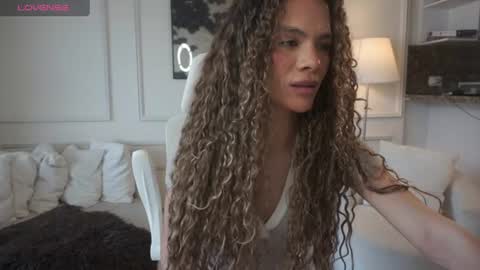 Naomi online show from June 12, 9:03 pm