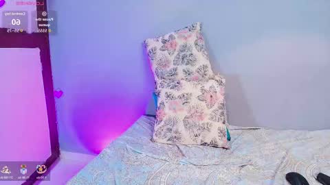 Naomi Qeents online show from November 27, 11:06 pm