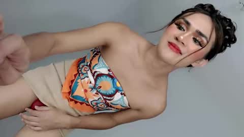 Nathalie smith online show from June 5, 5:55 am