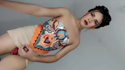 Nathalie smith online show from June 5, 6:52 am