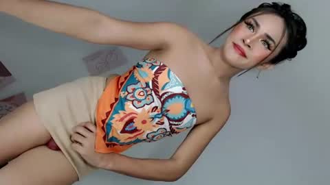 Nathalie smith online show from June 29, 6:17 am