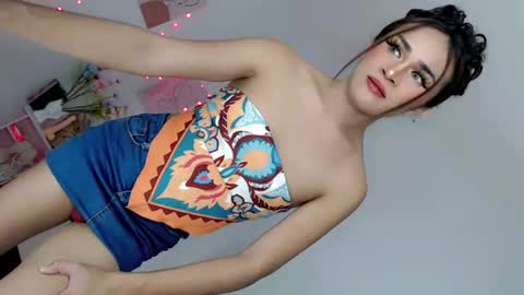 Nathalie smith online show from July 5, 6:20 am