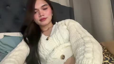 emma online show from June 12, 10:53 pm