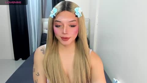naughtyamanda804704 online show from June 25, 12:08 am