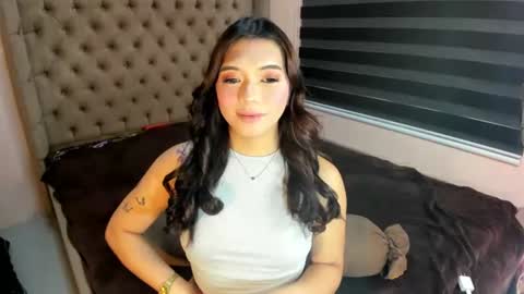 naughtyamanda804704 online show from August 3, 1:27 am