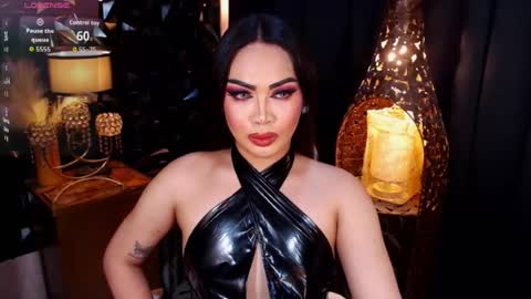 naughtyfridah online show from June 19, 6:12 pm