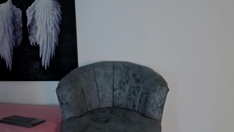 NeHandra Clarck online show from March 26, 4:05 am