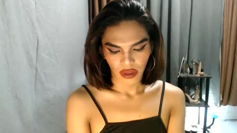 neomi online show from May 30, 11:03 pm