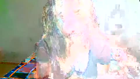 Lucy Pearl online show from January 8, 7:45 am