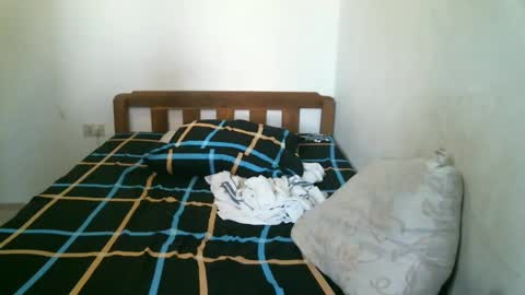 Lucy Pearl online show from March 5, 6:19 am