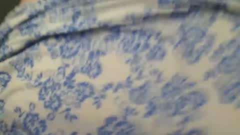 Snapshot of newtsweetbaby chatting on September 25, 2:29 am newtsweetbaby online show from September 25, 2:29 am