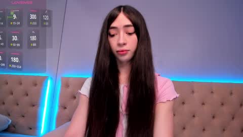 Nickie online show from December 15, 10:28 am