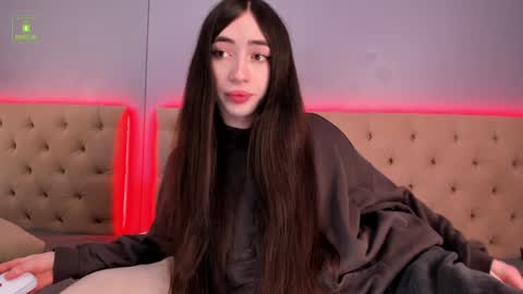 Nickie online show from February 1, 2:34 pm
