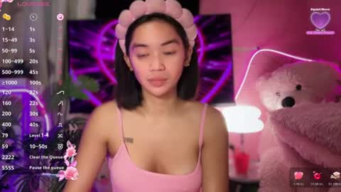 Nicole online show from August 7, 2:07 am