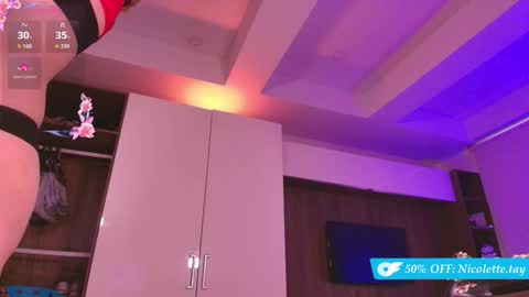 Snapshot of nicolette_tay chatting on October 8, 4:52 pm Nicol  online show from October 8, 4:52 pm