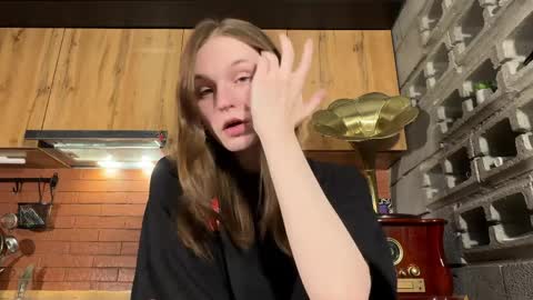 Tears Lora online show from April 2, 1:25 am