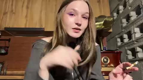 Tears Lora online show from August 1, 1:56 pm
