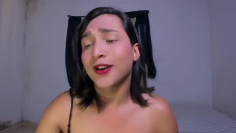 Snapshot of noah_cute18 chatting on February 16, 5:37 pm Noah online show from February 16, 5:37 pm