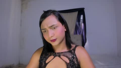 Snapshot of noah_cute18 chatting on February 19, 8:31 pm Noah online show from February 19, 8:31 pm