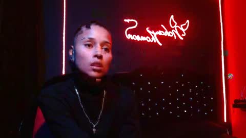 Noha Thomson online show from April 22, 11:23 pm