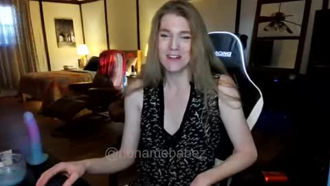 nonamebabez online show from June 27, 12:37 am