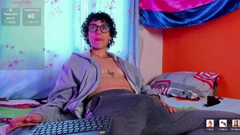 Evan online show from June 8, 5:23 pm