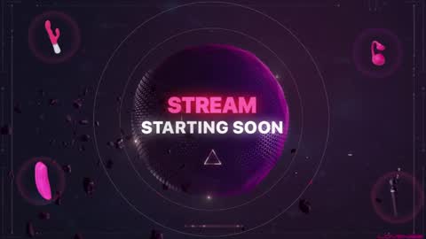 Nylon Italian online show from April 15, 5:40 pm