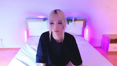 Ami and Maddy online show from June 23, 12:02 pm