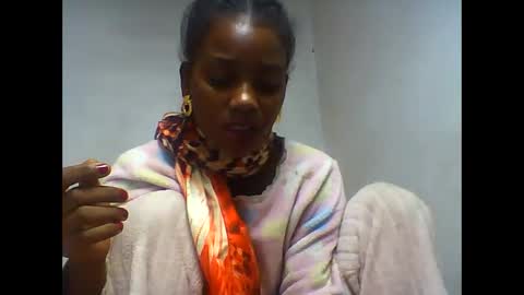oooorazanasoa online show from June 9, 12:26 pm