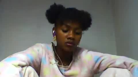 oooorazanasoa online show from June 20, 2:53 pm