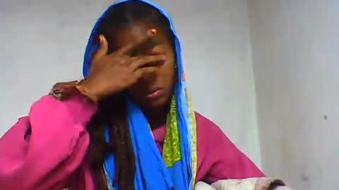 oooorazanasoa online show from June 26, 7:12 am