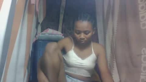 oooozafiette online show from July 23, 9:18 am