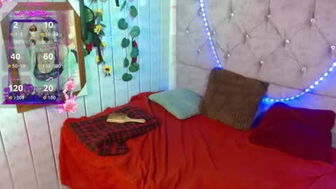 Pamela Andersom online show from June 25, 5:12 am
