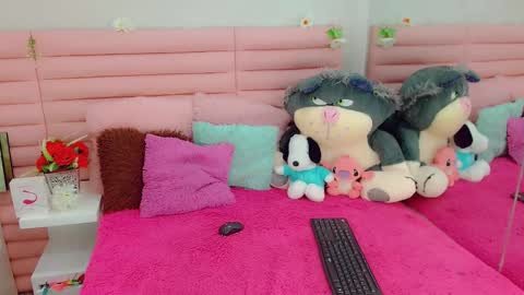 party_fre_girl online show from December 15, 1:45 am