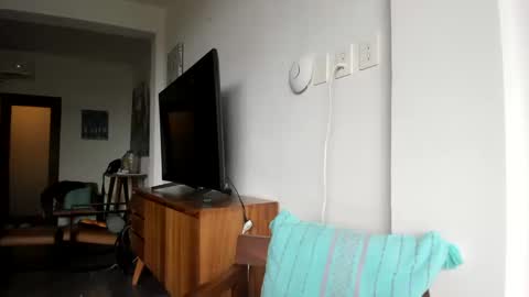 Jasmine Juice online show from October 10, 9:49 pm