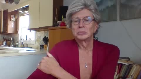 phillipa online show from February 2, 4:00 pm