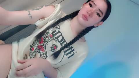 kate online show from July 31, 2:33 am