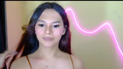 love online show from August 4, 3:51 pm