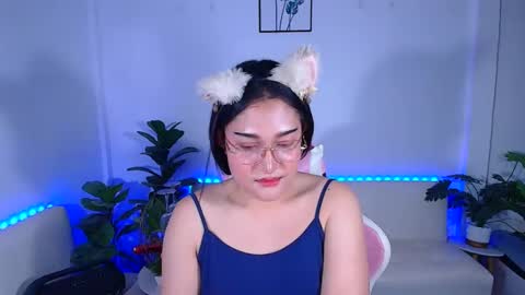 Ploysai online show from November 14, 8:22 am