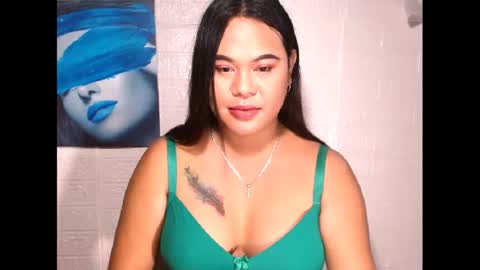 Snapshot of prettydiannara chatting on January 26, 12:48 am prettydiannara online show from January 26, 12:48 am