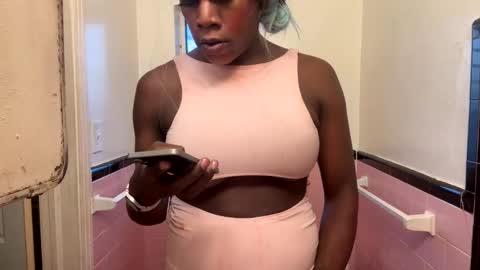 prettykillerkitty online show from November 19, 12:05 pm