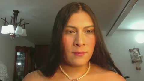 princessdaisy001 online show from June 30, 2:11 am