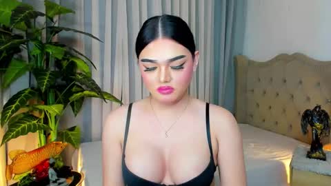 PrincessDONT FORGET TO FOLLOW ME online show from December 17, 2:22 pm