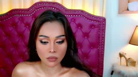 princessyanzy1 online show from August 1, 9:04 pm