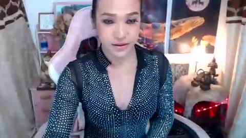 Queen Agatha online show from November 11, 3:36 pm