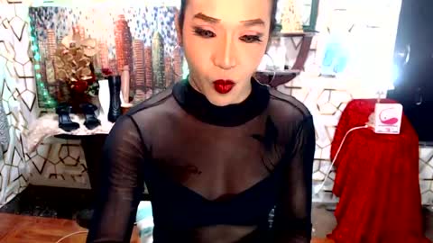 Queen Agatha online show from June 28, 2:10 pm
