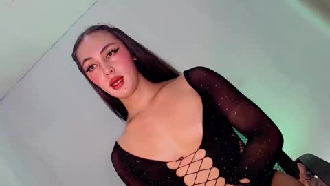 queen_danaya online show from March 26, 1:20 am